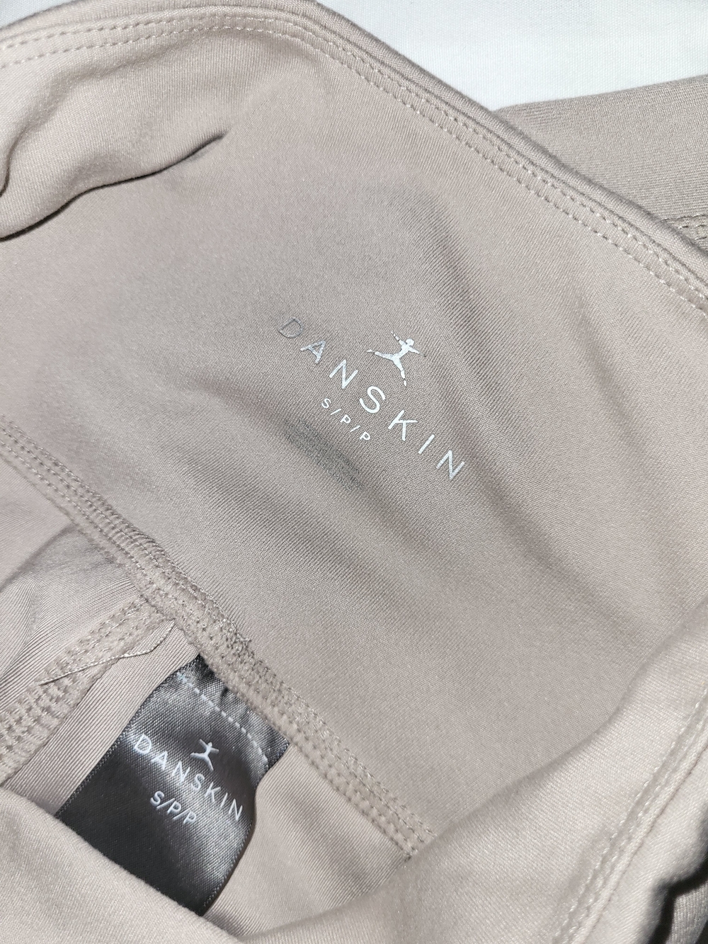 Danskin Leggings - Picture 3 of 3